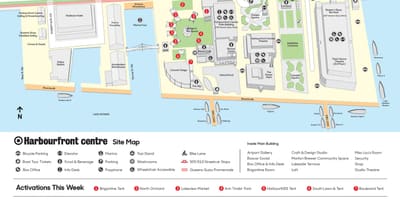 地图的港湾中心的停车场